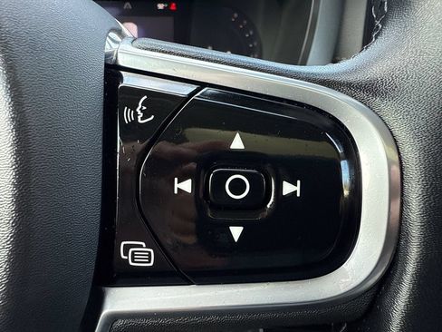 Used 2023 Volvo XC60 B5 Ultimate w/ Climate Package AWD/4WD image 29