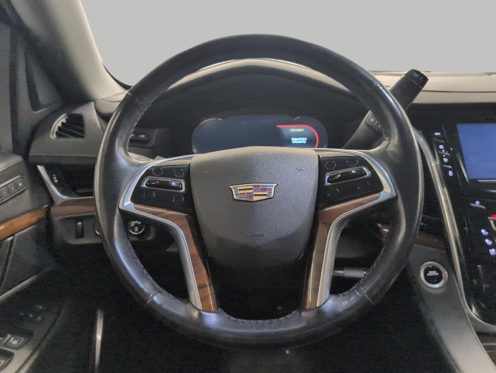 Used 2020 Cadillac Escalade Luxury w/ Escalade Sport Edition AWD/4WD image 5