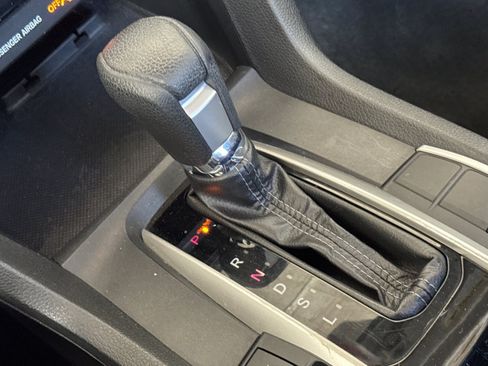 Used 2016 Honda Civic EX image 18