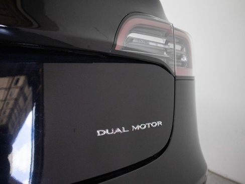 Used 2018 Tesla Model 3 Long Range image 6