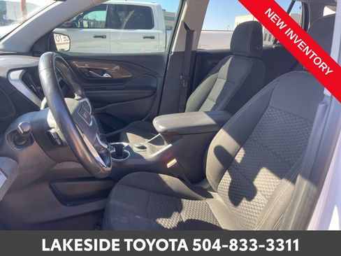 Used 2020 GMC Terrain SLE w/ Elevation Edition image 10