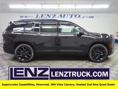 Used 2025 Chevrolet Traverse RS