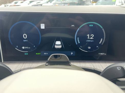 Used 2025 Hyundai Santa Fe Calligraphy image 17