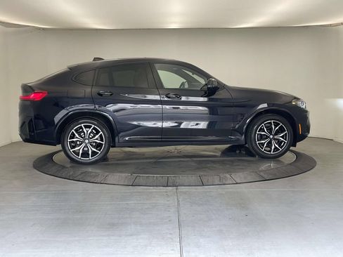 Used 2025 BMW X4 xDrive30i w/ Premium Package AWD/4WD image 6
