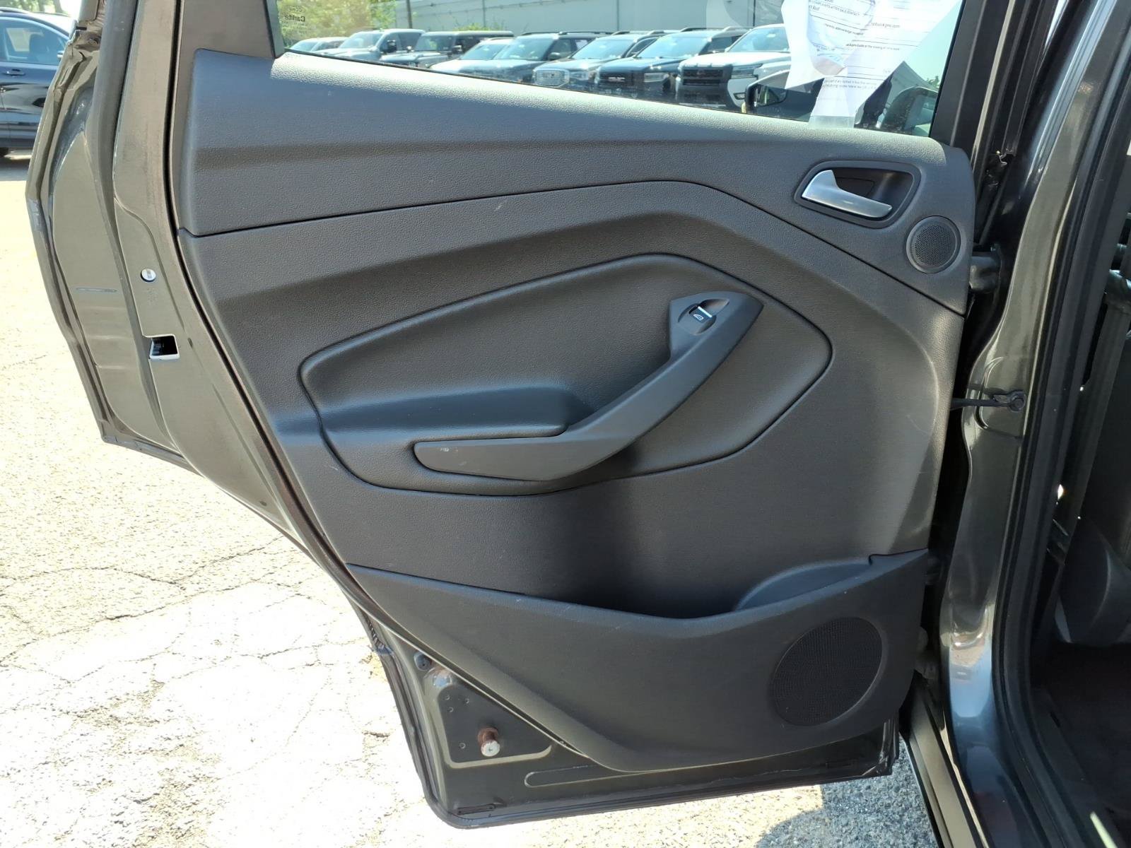 Used 2015 Ford Escape Titanium AWD/4WD image 25