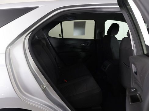 Used 2019 Chevrolet Equinox LT w/ Driver Convenience Package FWD image 30