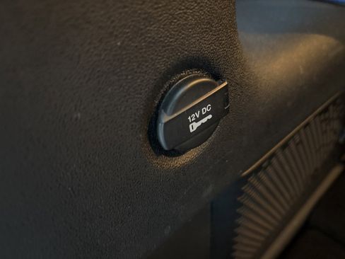 Used 2012 Dodge Journey SXT w/ Flexible Seating Group image 24