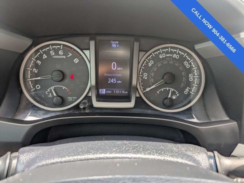 Used 2019 Toyota Tacoma SR5 RWD image 30