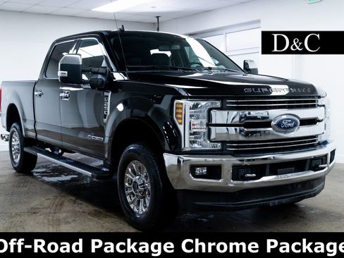 Used 2019 Ford F250 Lariat w/ Chrome Package image 1