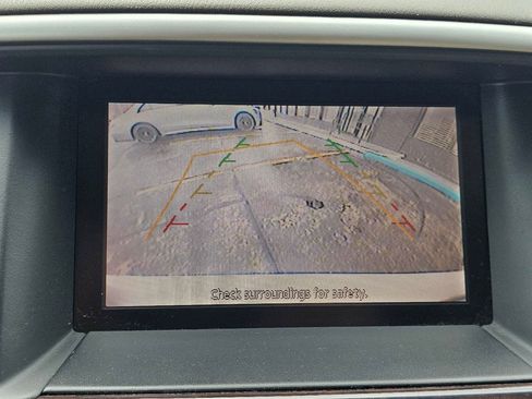Used 2014 Nissan Pathfinder SL AWD/4WD image 28