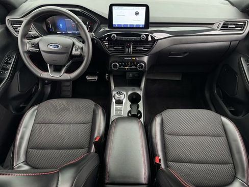 Certified 2023 Ford Escape ST-Line image 9
