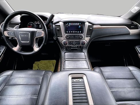 Used 2019 GMC Yukon Denali w/ Open Road Package AWD/4WD image 15