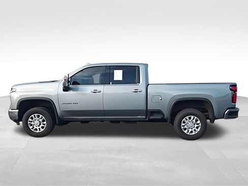 Used 2024 Chevrolet Silverado 2500 LTZ AWD/4WD image 6