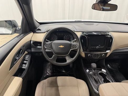 Used 2023 Chevrolet Traverse LS AWD/4WD image 13