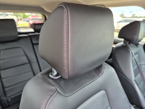 Used 2020 Honda CR-V Touring image 17