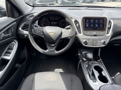 Used 2024 Chevrolet Malibu LT image 15