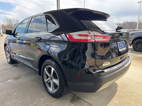 Certified 2024 Ford Edge SEL w/ Convenience Package AWD/4WD image 5