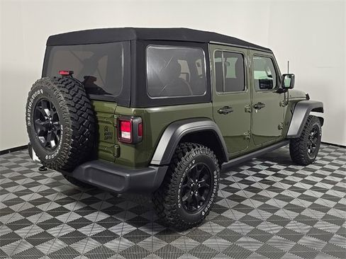 Used 2021 Jeep Wrangler Unlimited Willys image 7