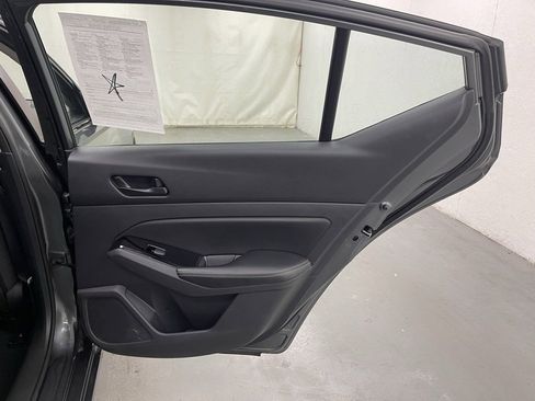 Used 2023 Nissan Altima 2.5 SV image 12