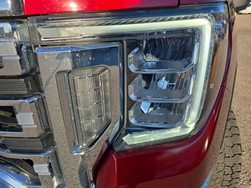 Used 2022 GMC Sierra 2500 SLT w/ X31 Off-Road Package image 33