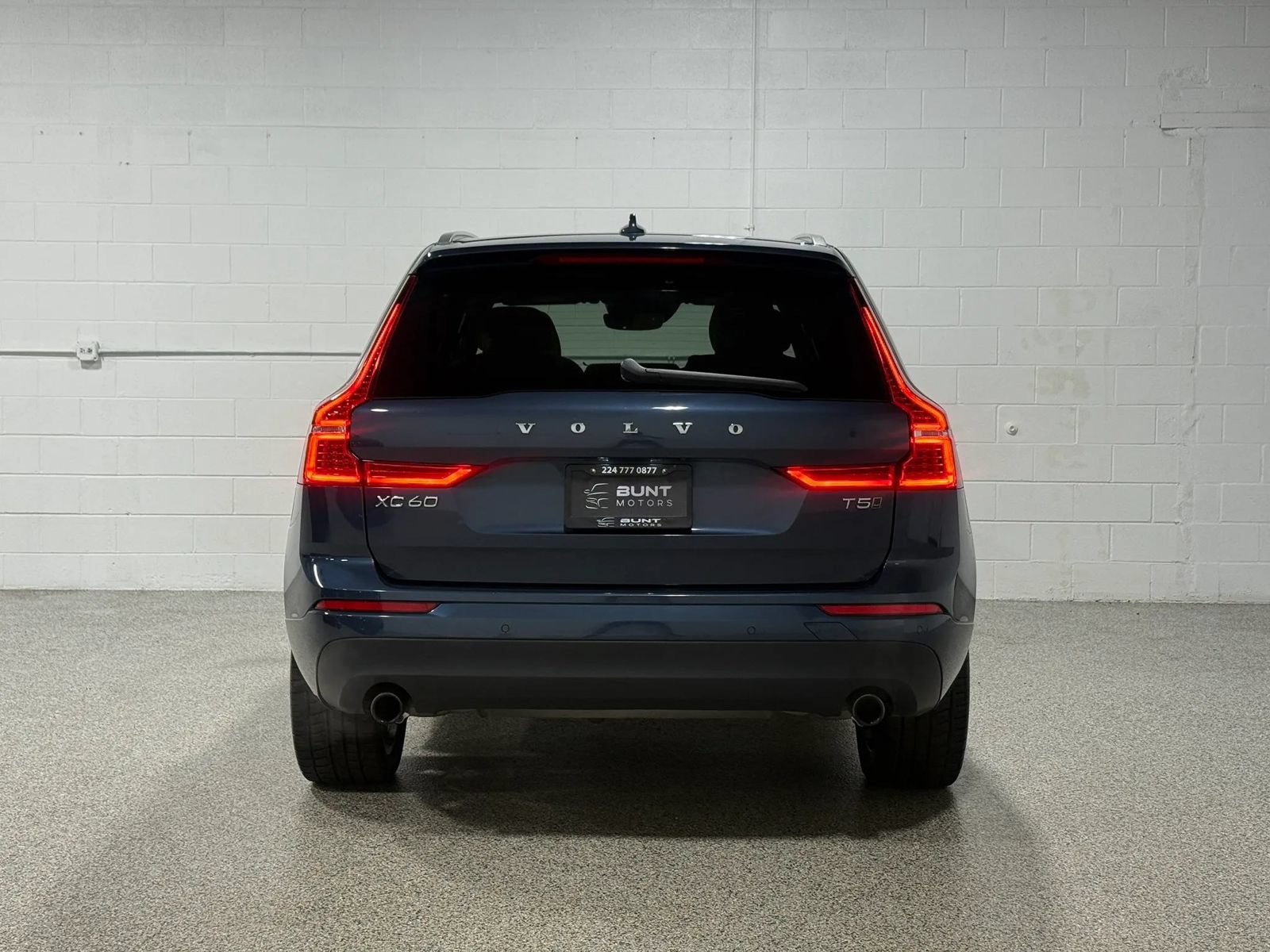 Used 2020 Volvo XC60 T5 Momentum AWD/4WD image 13