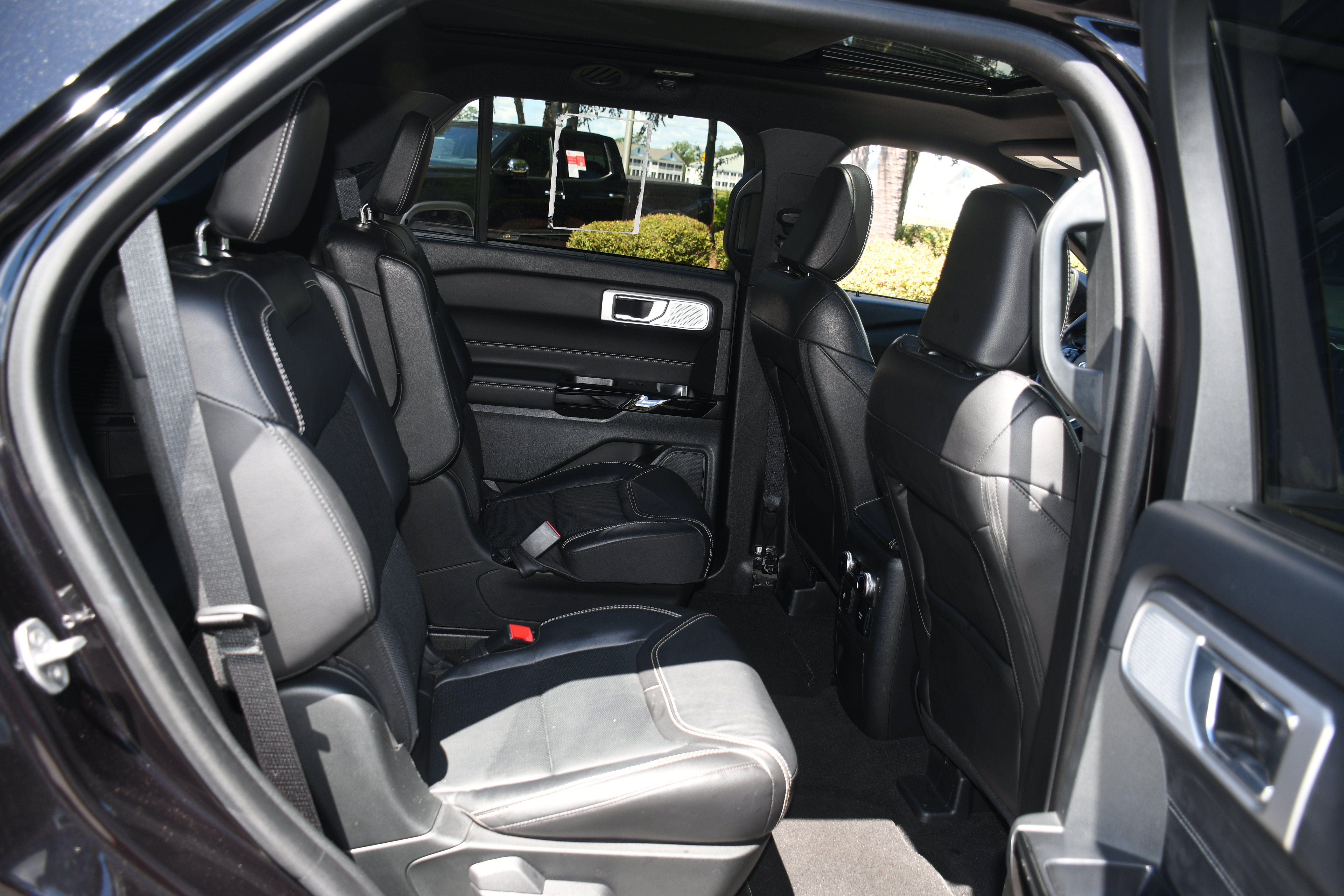 Used 2023 Ford Explorer ST w/ Equipment Group 401A AWD/4WD image 22