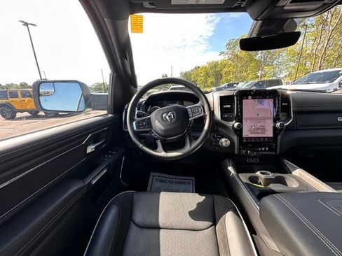 Used 2025 RAM 1500 Laramie AWD/4WD image 18