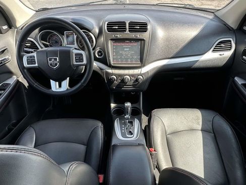 Used 2019 Dodge Journey GT w/ Driver Convenience Group image 16