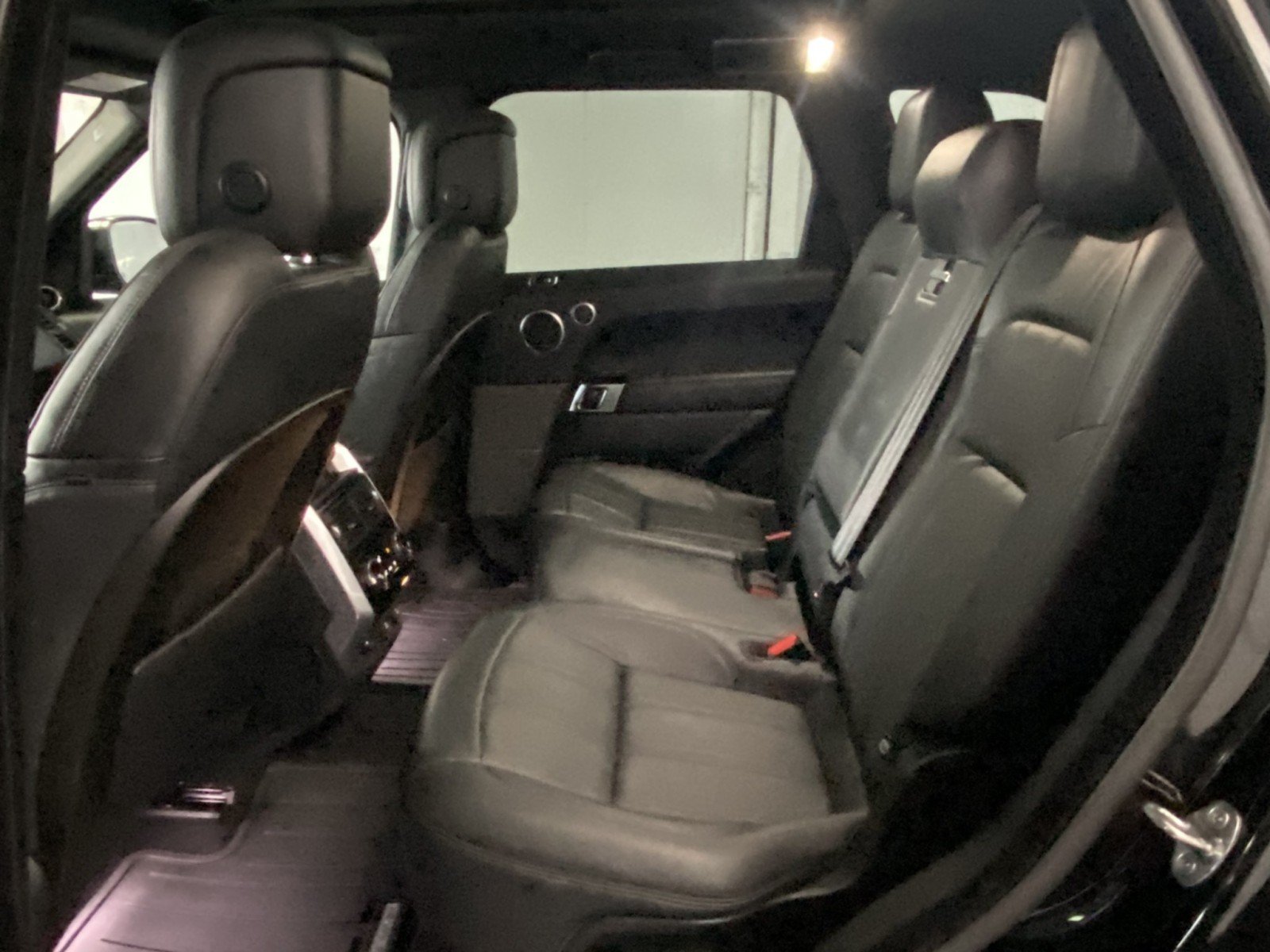 Used 2019 Land Rover Range Rover Sport HSE AWD/4WD image 20