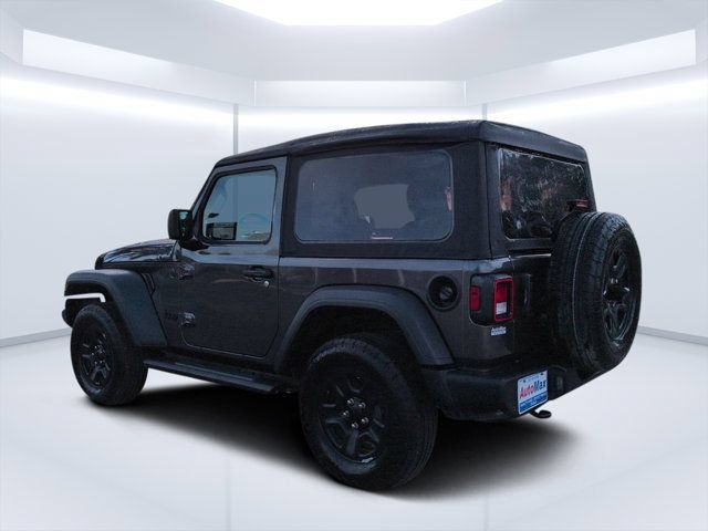 Used 2025 Jeep Wrangler Sport AWD/4WD image 5
