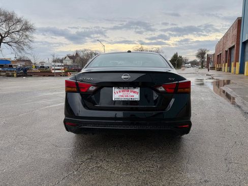 Used 2023 Nissan Altima 2.5 SV image 6