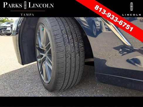 Used 2019 Genesis G70 2.0T Advanced RWD image 32