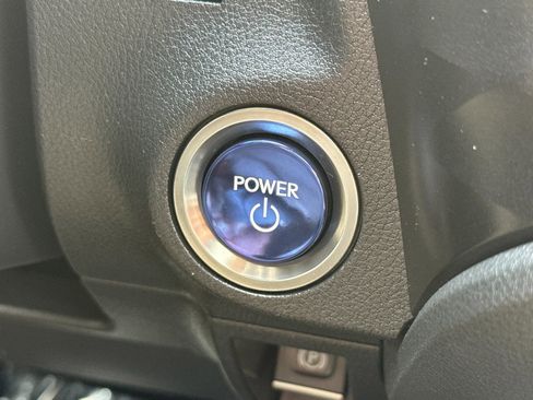 Used 2019 Lexus ES 300h w/ Accessory Package 2 image 22