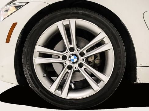 Used 2016 BMW 428i Convertible image 9