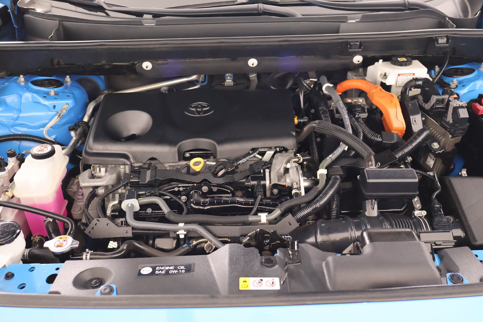 Used 2021 Toyota RAV4 LE AWD/4WD image 18