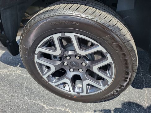 Used 2026 RAM 1500 Laramie AWD/4WD image 45