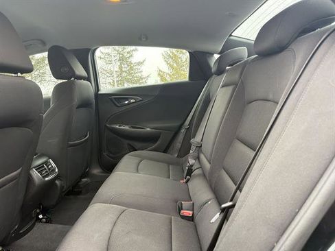 Used 2022 Chevrolet Malibu LT image 45
