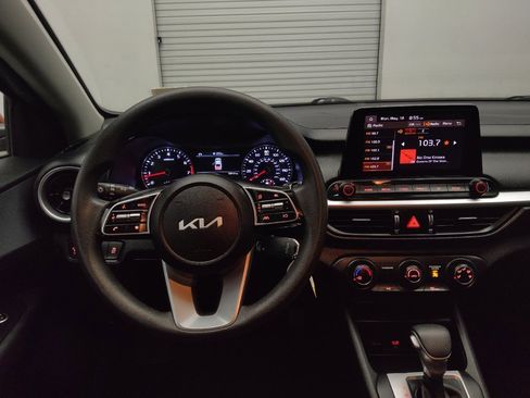 Used 2023 Kia Forte LXS w/ LXS Technology Package FWD image 22