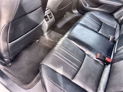 Certified 2018 Honda Accord Touring image 33