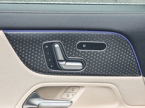 Certified 2025 Mercedes-Benz GLA 250 4MATIC image 20