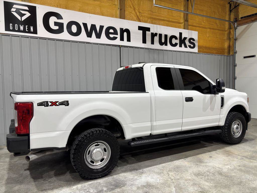 Used 2022 Ford F250 XL w/ Power Equipment Group AWD/4WD image 6