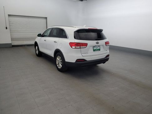 Used 2016 Kia Sorento AWD w/ LX Convenience Package image 5