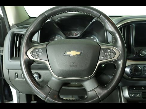 Used 2018 Chevrolet Colorado Z71 image 22