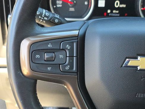 Used 2019 Chevrolet Silverado 1500 High Country w/ Technology Package AWD/4WD image 22