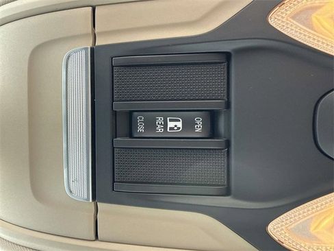 Used 2020 RAM 1500 Big Horn image 18