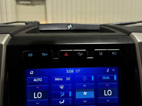 Used 2020 Ford F350 Lariat w/ Lariat Value Package AWD/4WD image 19