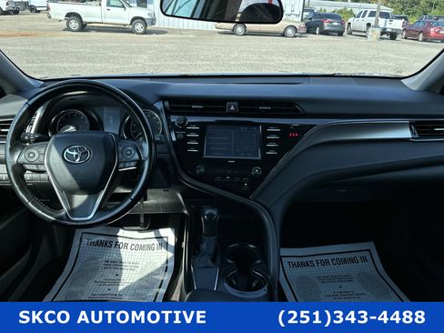 Used 2020 Toyota Camry SE image 15