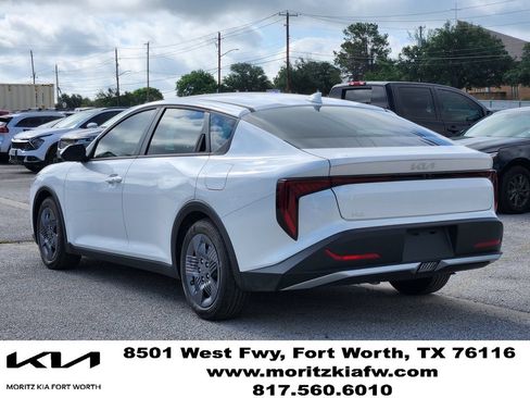 New 2026 Kia K4 FWD image 4