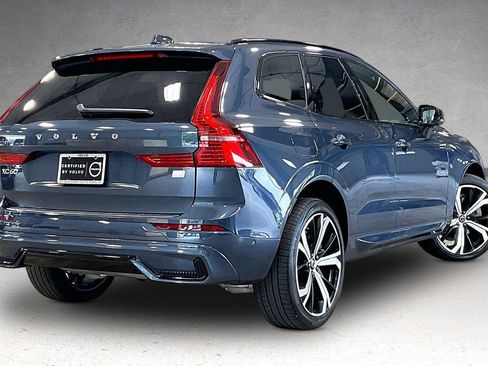 Used 2024 Volvo XC60 T8 Ultimate w/ Protection Package Premier AWD/4WD image 7