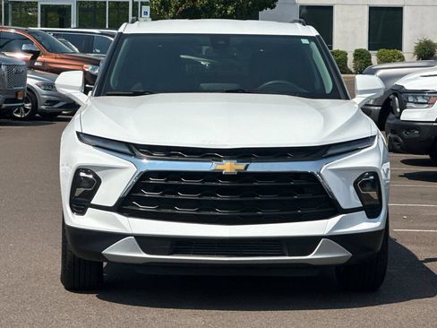Used 2024 Chevrolet Blazer LT w/ Convenience Package AWD/4WD image 9